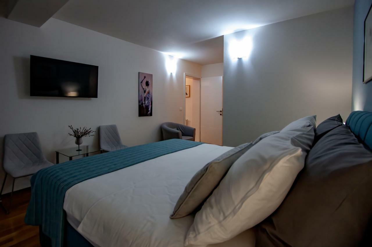 Apartman Nebo Pula Exterior foto